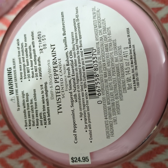 Set of 2 NWT BBW Bath Body Works 3-Wick Candles Twisted Peppermint 14.5oz - Picture 3 of 3